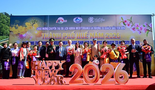 Cảng Ch&acirc;n M&acirc;y v&agrave; th&ocirc;ng điệp định vị Huế tr&ecirc;n bản đồ du lịch quốc tế