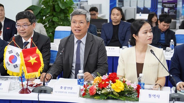 &Ocirc;ng Hồ Quang Bửu &ndash; Ph&oacute; Chủ tịch UBND th&agrave;nh phố Đ&agrave; Nẵng ph&aacute;t biểu tại chương tr&igrave;nh.