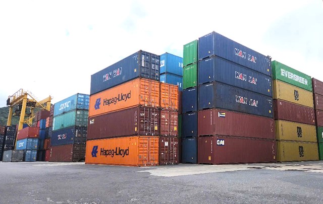 Theo&nbsp;Tổng Gi&aacute;m đốc cảng Đ&agrave; Nẵng Trần L&ecirc; Tuấn, chuyển đổi số được x&aacute;c định l&agrave; trụ cột trong n&acirc;ng cao năng lực quản trị v&agrave; khai th&aacute;c.&nbsp;