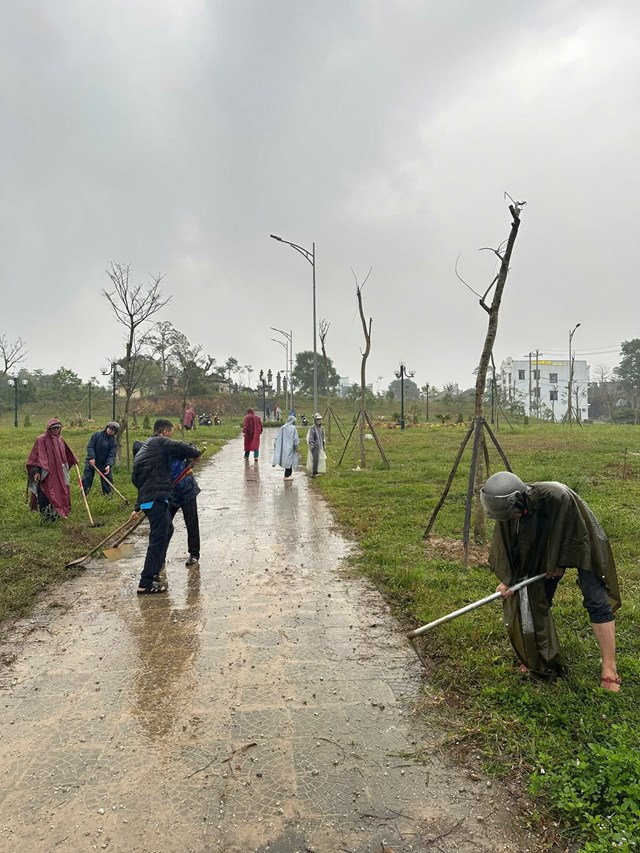 TP. Huế: Đồng loạt ra quân chỉnh trang đô thị, sẵn sàng diện mạo “Sáng - Xanh - Sạch” đón Tết Bính Ngọ 2026 - Ảnh 1