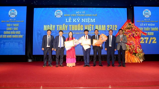 Bệnh viện Trung ương Huế: Khẳng định vị thế Trung tâm Y học cao cấp trong kỷ nguyên mới - Ảnh 2