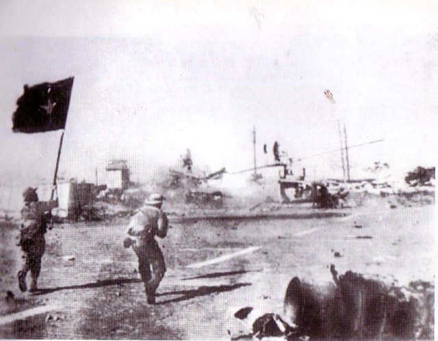 Đ&aacute;nh chiếm s&acirc;n bay Bu&ocirc;n Ma Thuột.&nbsp;Ảnh tư liệu&nbsp; &nbsp;