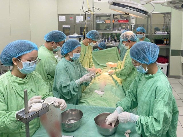 Y học Huế ghi dấu với loạt ca ghép tủy ấn tượng - Ảnh 1
