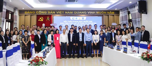 Hội thảo khoa học quốc gia ho&agrave;n thiện ph&aacute;p luật về trọng t&agrave;i thương mại đ&aacute;p ứng y&ecirc;u cầu hội nhập v&agrave; ph&aacute;t triển được Khoa Luật v&agrave; c&aacute;c cơ quan, đơn vị c&oacute; li&ecirc;n quan tham mưu Trường Đại học Kinh tế (Đại học Đ&agrave; nẵng) tổ chức vừa qua.