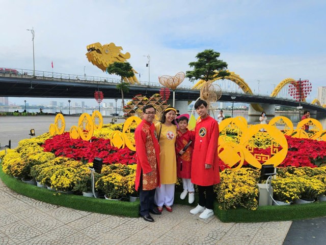 Ph&ecirc; duyệt nhiệm vụ quy hoạch vừa l&agrave; bước đi mang t&iacute;nh h&igrave;nh thức, đồng thời cũng ch&iacute;nh l&agrave; kh&acirc;u &ldquo;đặt đề b&agrave;i&rdquo; chiến lược cho nền tảng ph&aacute;t triển tương lai của đ&ocirc; thị Đ&agrave; Nẵng ng&agrave;y c&agrave;ng hiện đại.