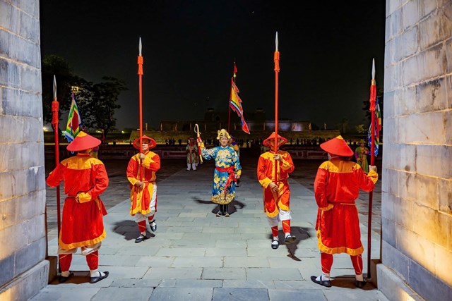 Kinh tế đêm và Dạ yến Hoàng cung: “Cú hích” định vị lại thương hiệu du lịch Huế - Ảnh 3