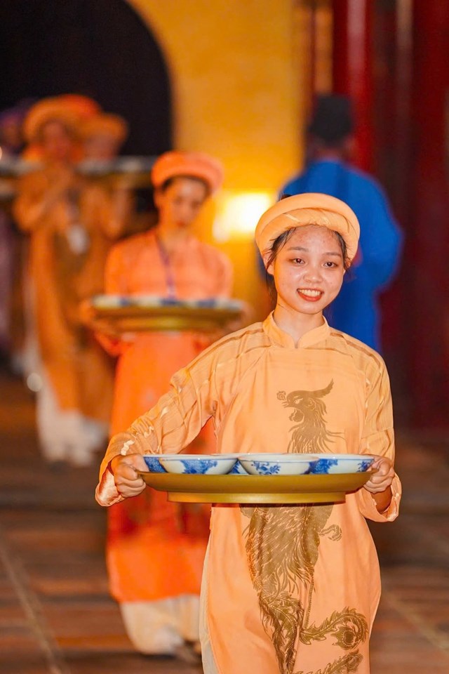 Kinh tế đêm và Dạ yến Hoàng cung: “Cú hích” định vị lại thương hiệu du lịch Huế - Ảnh 4