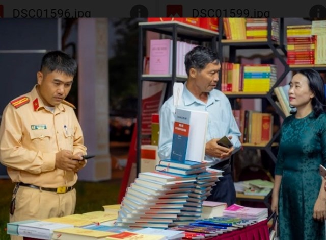 Khai mạc Ng&#224;y S&#225;ch v&#224; Văn h&#243;a đọc Việt Nam - Ảnh 8