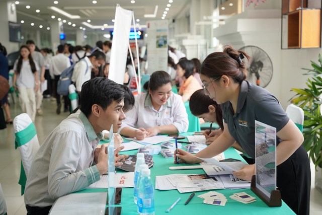 Hơn 200 doanh nghiệp tham gia tuyển dụng tại Ngày hội việc làm 2026 Đại học Đông Á - Ảnh 1