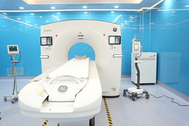 Hệ thống m&aacute;y CT 128 l&aacute;t cắt Revolution&trade; Maxima tại Tầng 2 Trung t&acirc;m tim mạch&ndash; Bệnh viện Trung ương Huế &nbsp;