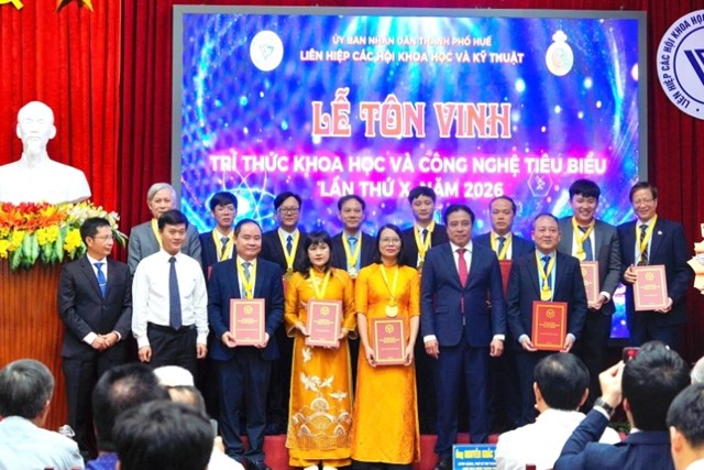 Trường Đại học Y - Dược Huế ghi dấu ấn với hai trí thức khoa học công nghệ tiêu biểu - Ảnh 1