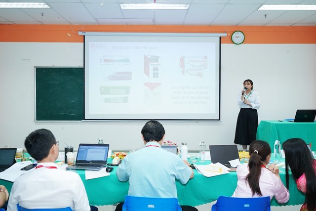Theo ban tổ chức,&nbsp;cuộc thi năm nay l&agrave; nơi sinh vi&ecirc;n vận dụng kiến thức chuy&ecirc;n m&ocirc;n, r&egrave;n luyện tư duy phản biện v&agrave; kỹ năng nghi&ecirc;n cứu m&agrave; c&ograve;n g&oacute;p phần h&igrave;nh th&agrave;nh năng lực đổi mới s&aacute;ng tạo, đồng thờI cũng l&agrave; một trong những năng lực cốt l&otilde;i của nguồn nh&acirc;n lực trong bối cảnh chuyển đổi số v&agrave; ph&aacute;t triển bền vững.