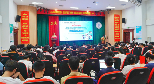 To&agrave;n cảnh Hội nghị sinh vi&ecirc;n nghi&ecirc;n cứu khoa học Trường Y Dược - ĐHĐN lần thứ IV năm 2025