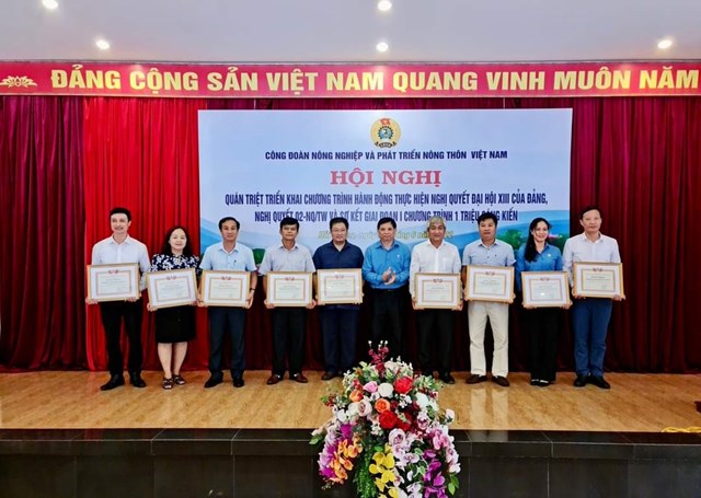 Hội nghị Qu&#225;n triệt triển khai Chương tr&#236;nh h&#224;nh động thực hiện Nghị quyết Đại hội XIII của Đảng v&#224; Nghị quyết số 02-NQ/TW - Ảnh 2