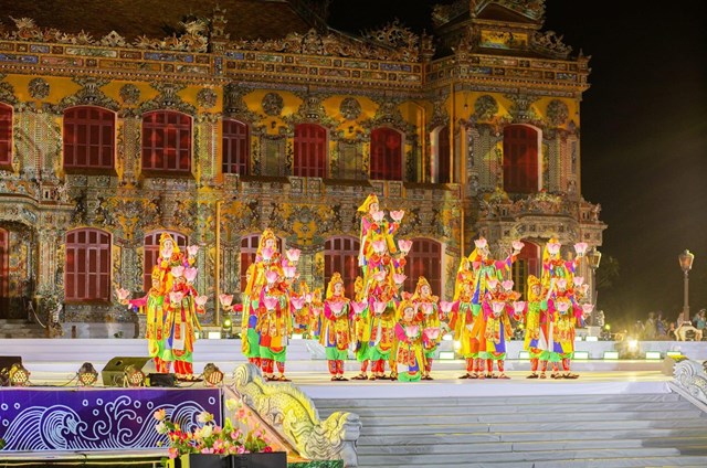 Tuần lễ Festival nghệ thuật quốc tế Huế 2024: Ấn tượng đ&#234;m khai mạc - Ảnh 1