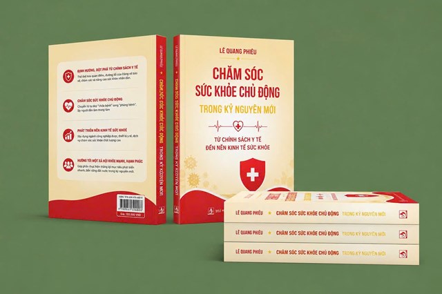 Ra mắt cuốn sách “Chăm sóc sức khỏe chủ động trong kỷ nguyên mới” của tác giả Lê Quang Phiêu - Ảnh 2