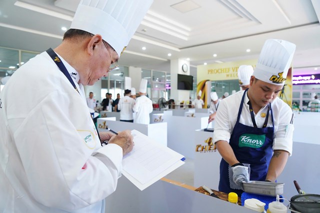 Sân chơi nghề nghiệp tầm quốc tế của các đầu bếp tại miền Trung - Ảnh 1