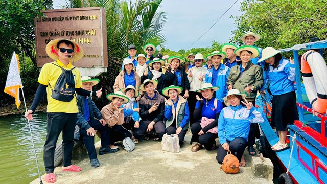 Trưởng th&#244;n 9X khởi nghiệp với “miền T&#226;y thu nhỏ” giữa l&#242;ng B&#236;nh Định - Ảnh 1