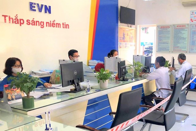 EVNCPC: Giảm hơn 34 tỷ đồng tiền điện th&#225;ng 6 cho kh&#225;ch h&#224;ng bị ảnh hưởng bởi dịch Covid-19 - Ảnh 1