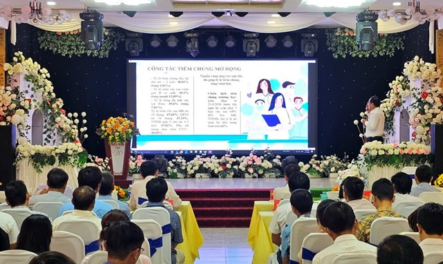 Quang cảnh hội nghị