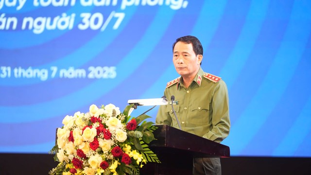 Thượng tướng L&ecirc; Quốc H&ugrave;ng &ndash; Thứ trưởng Bộ C&ocirc;ng an ph&aacute;t biểu tại buổi lễ