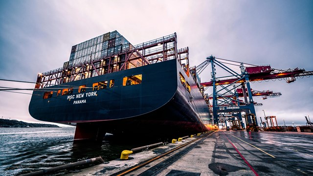 B&igrave;nh Định chi gần 12.000 tỷ đồng mở rộng cảng biển, hướng tới trung t&acirc;m logistics li&ecirc;n v&ugrave;ng (Ảnh minh họa - IT)