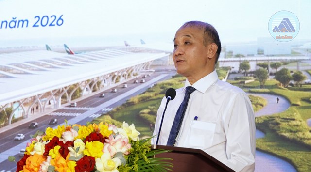 Ph&oacute; Chủ tịch UBND TP. Đ&agrave; Nẵng L&ecirc; Quang Nam ph&aacute;t biểu tại lễ c&ocirc;ng bố triển khai c&aacute;c dự &aacute;n mở rộng Cảng h&agrave;ng kh&ocirc;ng quốc tế Đ&agrave; Nẵng. (Ảnh: V.To&agrave;n)