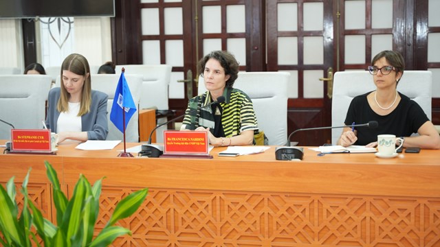 B&agrave; Francesca Nardini trao đổi với l&atilde;nh đạo th&agrave;nh phố Huế về c&aacute;c định hướng hợp t&aacute;c giữa Huế v&agrave; UNDP trong thời gian tới