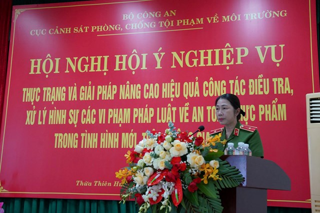 Hội nghị Hội &yacute; nghiệp vụ với chủ đề: &ldquo;Thực trạng v&agrave; giải ph&aacute;p n&acirc;ng cao hiệu quả c&ocirc;ng t&aacute;c điều tra, xử l&yacute; h&igrave;nh sự c&aacute;c vi phạm ph&aacute;p luật về an to&agrave;n thực phẩm trong t&igrave;nh h&igrave;nh mới, tr&ecirc;n kh&ocirc;ng gian mạng&rdquo;