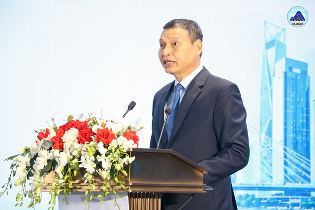 Ph&oacute; Chủ tịch Thường trực UBND th&agrave;nh phố, Chủ tịch Cơ quan điều h&agrave;nh VIFC-DN Hồ Kỳ Minh ph&aacute;t biểu tại Diễn đ&agrave;n