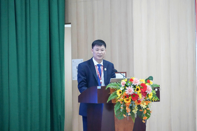 TS.BS. Ho&agrave;ng Hữu Kh&ocirc;i &ndash; Ph&oacute; Hiệu trưởng, Ph&oacute; Trưởng Ban Tổ chức ph&aacute;t biểu khai mạc