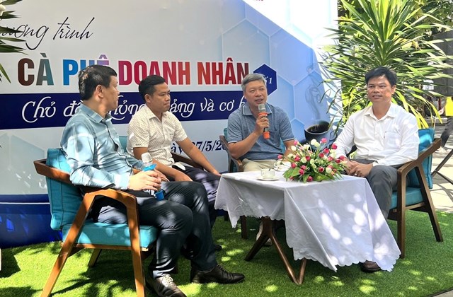 C&agrave; ph&ecirc; doanh nh&acirc;n- Nơi c&aacute;c doanh nh&acirc;n gặp gỡ, đồng h&agrave;nh c&ugrave;ng ch&iacute;nh quyền TP. Đ&agrave; Nẵng nhiều năm qua.