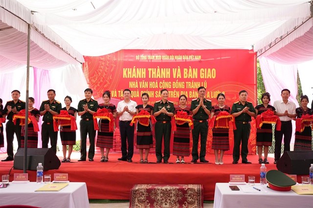 Kh&#225;nh th&#224;nh Nh&#224; văn h&#243;a – tr&#225;nh lũ th&#244;n A Đ&#234;n, g&#243;p phần n&#226;ng cao đời sống d&#226;n sinh v&#249;ng cao A Lưới - Ảnh 2