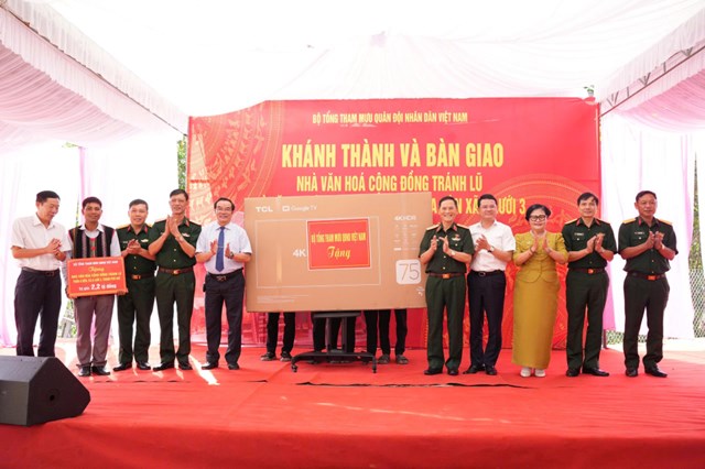 Kh&#225;nh th&#224;nh Nh&#224; văn h&#243;a – tr&#225;nh lũ th&#244;n A Đ&#234;n, g&#243;p phần n&#226;ng cao đời sống d&#226;n sinh v&#249;ng cao A Lưới - Ảnh 1
