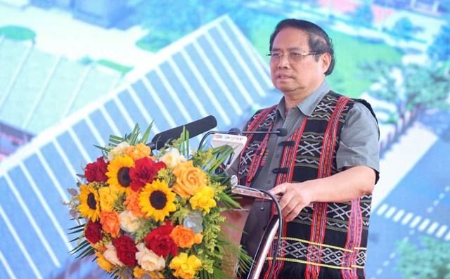 Thủ tướng Phạm Minh Ch&iacute;nh ph&aacute;t biểu tại buổi lễ.