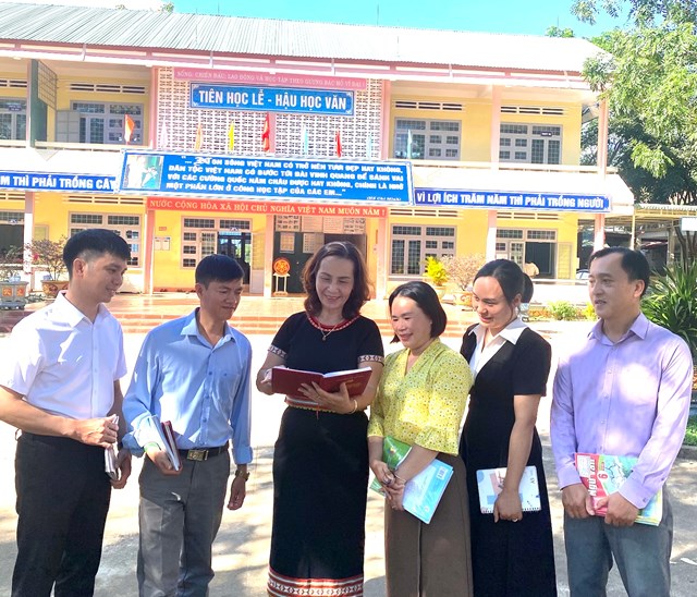 Khi tri thức được tôn vinh và khoa học - công nghệ trở thành văn hóa phát triển, Miền Trung - Tây Nguyên mới thật sự cất cánh, đóng góp xứng đáng vào sự nghiệp công nghiệp hóa, hiện đại hóa đất nước.