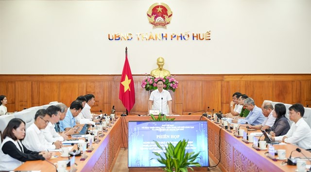 C&aacute;c đại biểu dự cuộc họp đ&aacute;nh gi&aacute; kết quả thực hiện Nghị quyết số 57-NQ/TW trong qu&yacute; III v&agrave; 9 th&aacute;ng đầu năm 2026
