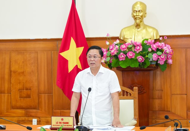 Chủ tịch UBND th&agrave;nh phố Huế L&ecirc; Tr&iacute; Thanh chủ tr&igrave; cuộc họp Ban Chỉ đạo về ph&aacute;t triển khoa học, c&ocirc;ng nghệ, đổi mới s&aacute;ng tạo v&agrave; chuyển đổi số th&agrave;nh phố
