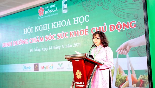 &nbsp;TS. Nguyễn Thị Anh Đ&agrave;o - Hiệu trưởng Đại học Đ&ocirc;ng &Aacute; ph&aacute;t biểu tại Hội nghị.