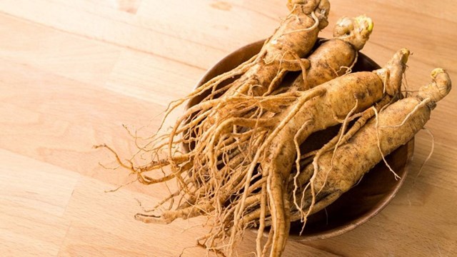 Nh&igrave;n lại h&agrave;nh tr&igrave;nh của nh&acirc;n s&acirc;m H&agrave;n Quốc, c&oacute; thể nhận thấy sự th&agrave;nh c&ocirc;ng kh&ocirc;ng đến từ điều kiện tự nhi&ecirc;n ưu đ&atilde;i m&agrave; đến từ c&aacute;ch họ biết &ldquo;chế t&aacute;c tri thức&rdquo; l&ecirc;n c&acirc;y s&acirc;m.