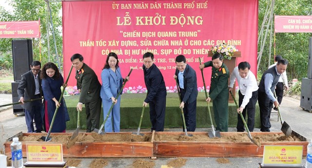 14 hộ d&#226;n Huế được x&#226;y mới, sửa nh&#224; sau mưa lũ lịch sử - Ảnh 1