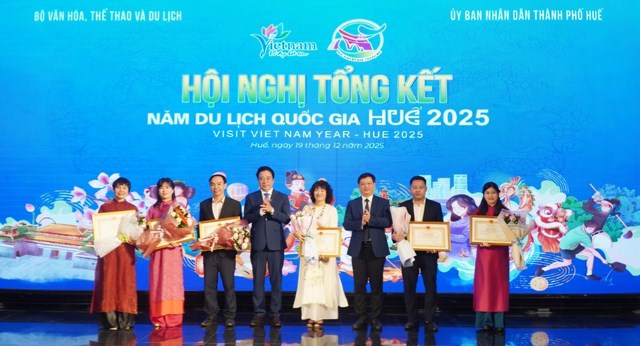Huế khép lại Năm Du lịch quốc gia 2025 với hơn 6,3 triệu lượt khách - Ảnh 1
