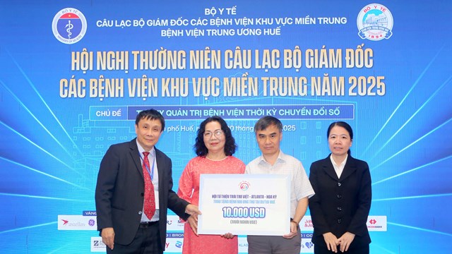 Ngành y tế thúc đẩy đổi mới quản trị bệnh viện thời kỳ chuyển đổi số - Ảnh 2