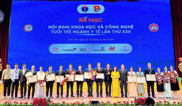 C&aacute;c đề t&agrave;i đạt Giải Xuất sắc v&agrave; Giải Nhất tại Hội nghị