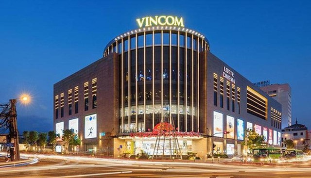 Vincom Retail (VRE) ghi nhận đặt cọc 500 căn shophouse thu về gần 3,200 tỷ đồng - Ảnh 1