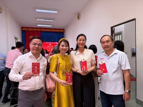 Tạp ch&iacute; Thanh ni&ecirc;n tổ chức gặp mặt đầu xu&acirc;n v&agrave; hoặt động kỳ kết giao ước thi đua đầu năm