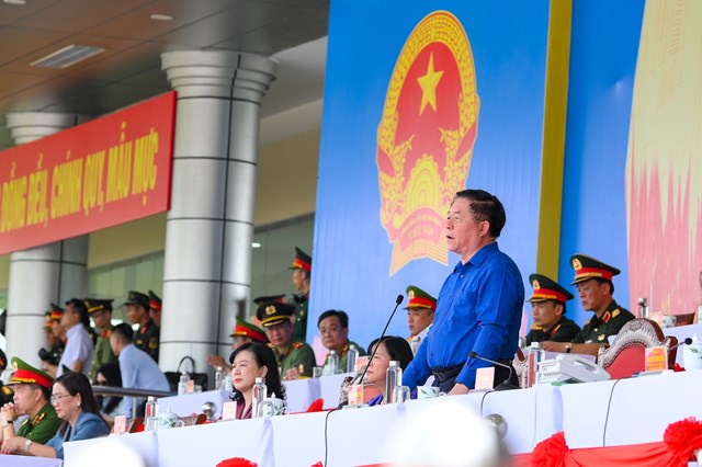 Đồng ch&iacute; Nguyễn Trọng Nghĩa, Ủy vi&ecirc;n Bộ Ch&iacute;nh trị, B&iacute; thư Trung ương Đảng, Trưởng Ban Tuy&ecirc;n gi&aacute;o v&agrave; D&acirc;n vận Trung ương, Ph&oacute; Trưởng ban Thường trực Ban Chỉ đạo Trung ương kỷ niệm c&aacute;c ng&agrave;y lễ lớn v&agrave; sự kiện quan trọng của đất nước trong 3 năm (2023-2025) ph&aacute;t biểu tại tổng hợp luyện lần thứ 3.