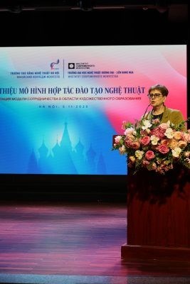 Tăng cường hợp t&#225;c quốc tế: Đo&#224;n trường Đại học Nghệ thuật Đương đại Th&#224;nh phố Matxcơva (Li&#234;n bang Nga) đến thăm v&#224; l&#224;m việc tại trường Cao đẳng Nghệ thuật H&#224; Nội - Ảnh 3