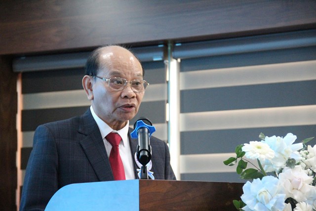 &Ocirc;ng Ho&agrave;ng Đức Cường &ndash; Ph&oacute; Chủ tịch, Tổng Thư k&yacute; Li&ecirc;n hiệp c&aacute;c tổ chức hữu nghị Nghệ An tr&igrave;nh b&agrave;y b&aacute;o c&aacute;o tại chương tr&igrave;nh.