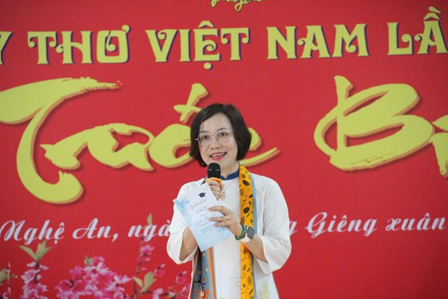 Nghệ An: Ngày thơ Việt Nam khát vọng vươn mình và khuyến khích sáng tạo - Ảnh 2